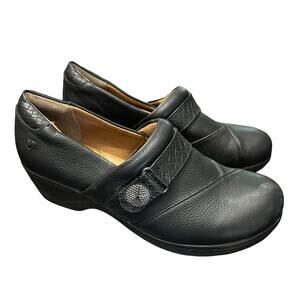 Nurse Mates Pillow Top Black Leather Clogs Size 10